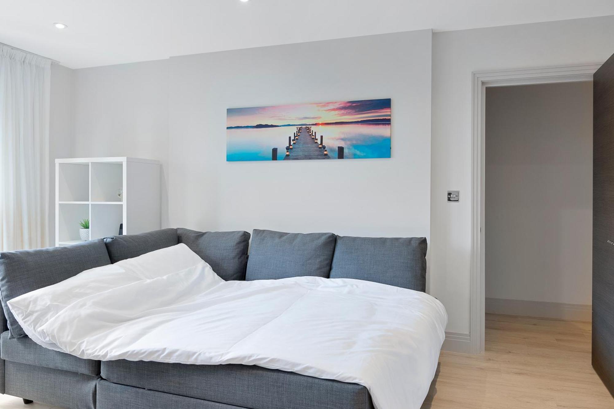 Spacious, 3 Bedroom, 2 Bathroom, Surbiton Exterior photo